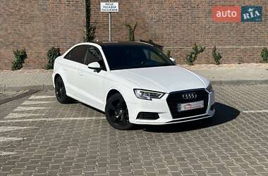 Седан Audi A3 2017 в 