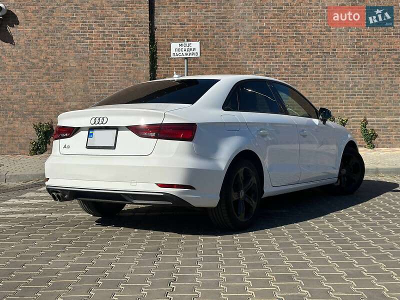 Седан Audi A3 2017 в Одесі