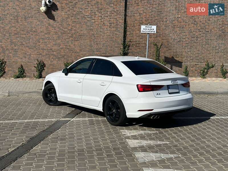 Седан Audi A3 2017 в Одесі