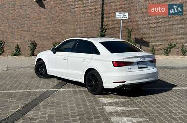 Седан Audi A3 2017 в 