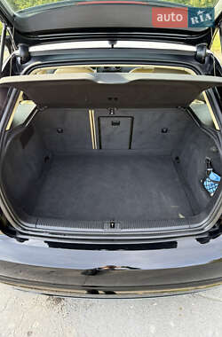 Хэтчбек Audi A3 2012 в 