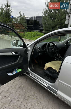 Хэтчбек Audi A3 2008 в 