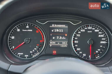 Хэтчбек Audi A3 2015 в 