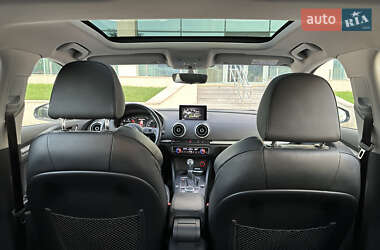 Хэтчбек Audi A3 2015 в 