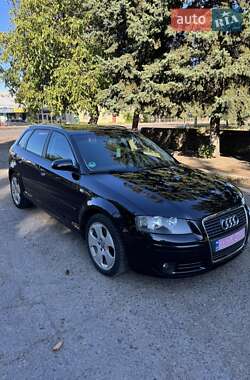 Хэтчбек Audi A3 2007 в 