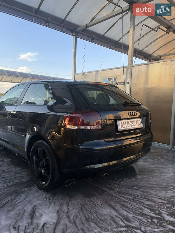 Хэтчбек Audi A3 2003 в Киеве