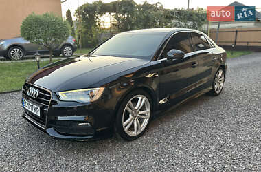Седан Audi A3 2014 в Мукачево