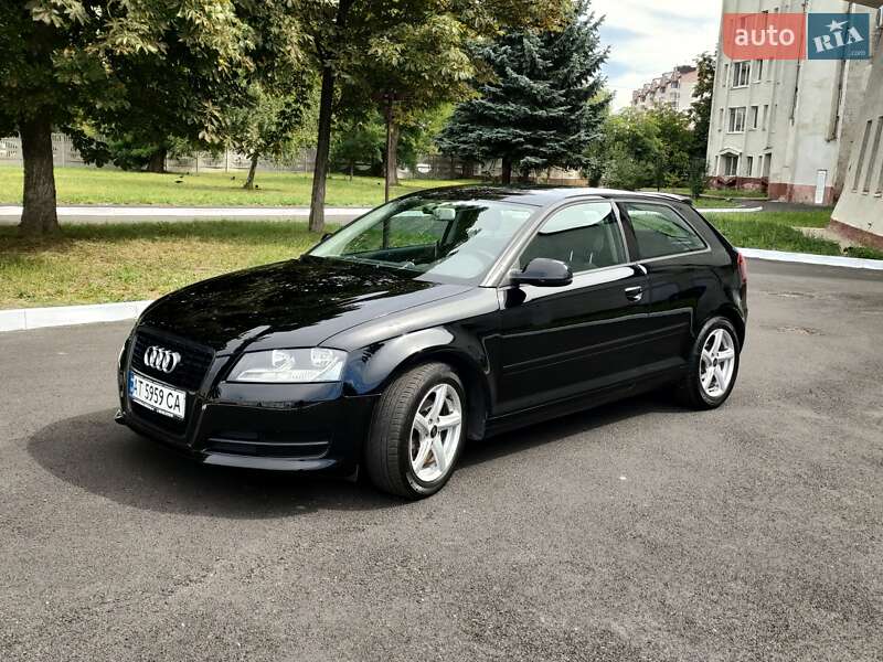 Хэтчбек Audi A3 2010 в Ивано-Франковске