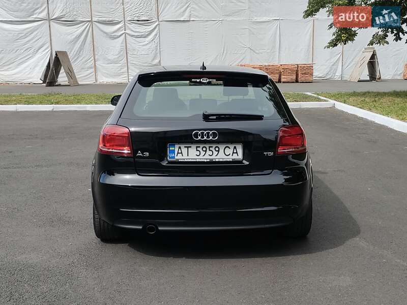 Хэтчбек Audi A3 2010 в Ивано-Франковске