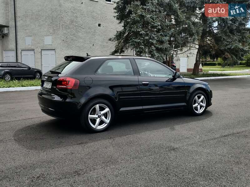 Хэтчбек Audi A3 2010 в Ивано-Франковске