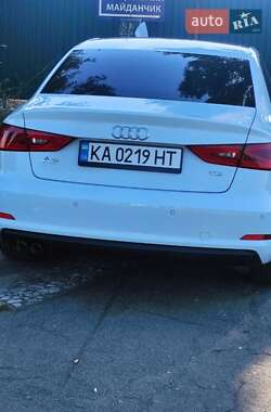 Седан Audi A3 2016 в 
