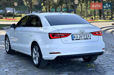 Седан Audi A3 2015 в 
