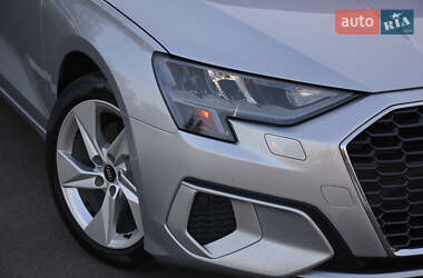 Седан Audi A3 2022 в 