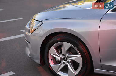 Седан Audi A3 2022 в 