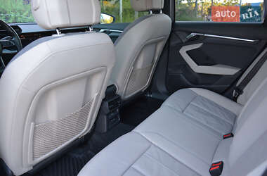 Седан Audi A3 2022 в 