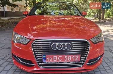 Хэтчбек Audi A3 2015 в 