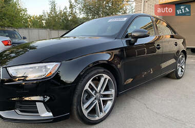 Седан Audi A3 2017 в 