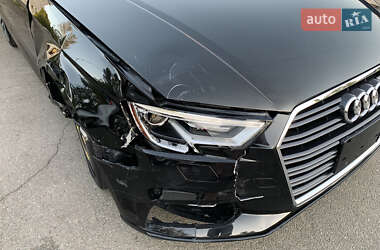 Седан Audi A3 2017 в 