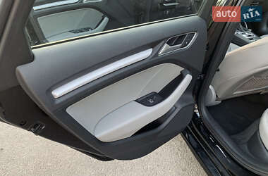 Седан Audi A3 2017 в 