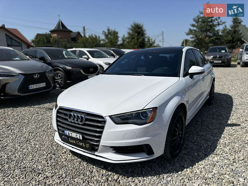 Седан Audi A3 2016 в Ивано-Франковске