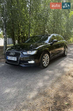 Хэтчбек Audi A3 2015 в Павлограде