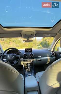 Седан Audi A3 2016 в 