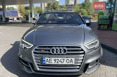 Кабріолет Audi A3 2015 в Дніпрі