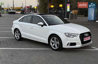 Седан Audi A3 2018 в 