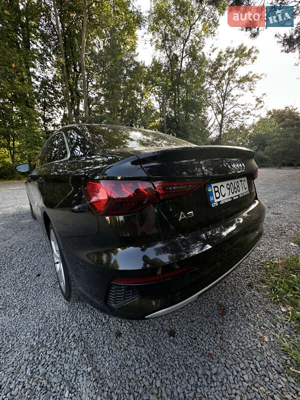 Седан Audi A3 2022 в Львові