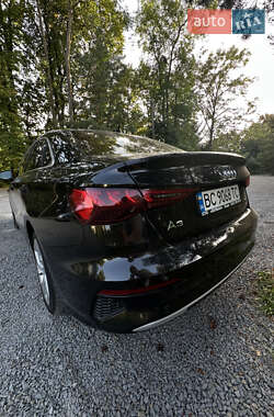 Седан Audi A3 2022 в 
