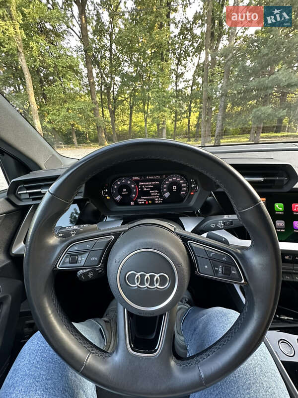 Седан Audi A3 2022 в Львові