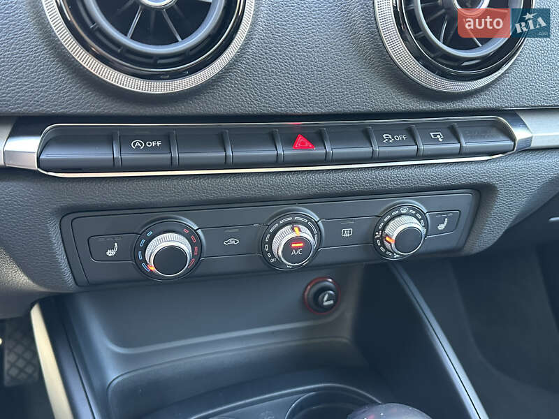 Хэтчбек Audi A3 2015 в Одессе