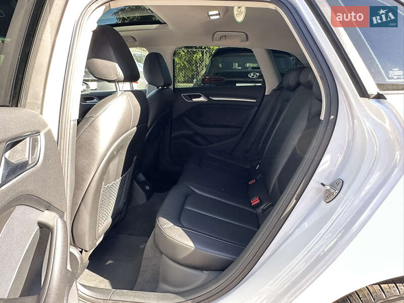 Хэтчбек Audi A3 2015 в Одессе