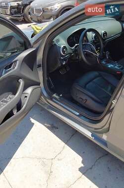 Седан Audi A3 2020 в 