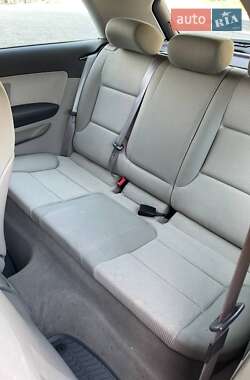 Хетчбек Audi A3 2004 в 
