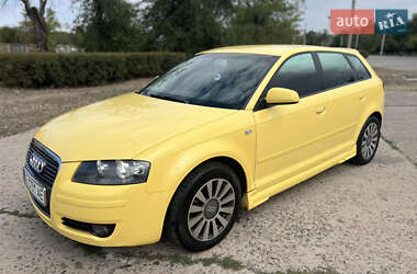 Хэтчбек Audi A3 2005 в  фото 4 Хэтчбек Audi A3 2005 в