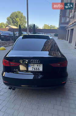 Седан Audi A3 2016 в 