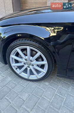 Седан Audi A3 2016 в 