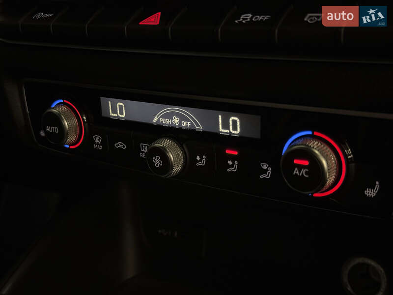 Седан Audi A3 2018 в Николаеве