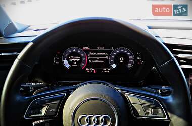 Седан Audi A3 2022 в 