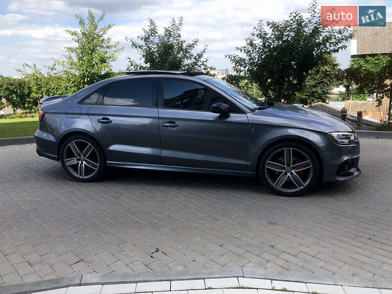 Седан Audi A3 2017 в Виннице