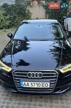 Седан Audi A3 2015 в Києві