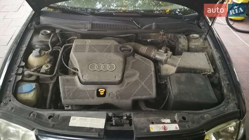 Хэтчбек Audi A3 1998 в Киеве