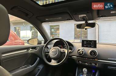 Седан Audi A3 2016 в 