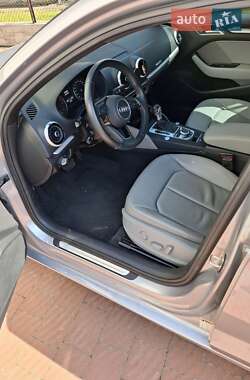 Седан Audi A3 2018 в 