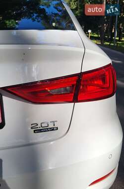 Седан Audi A3 2016 в 