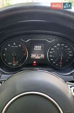 Седан Audi A3 2016 в 