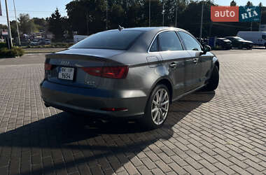 Седан Audi A3 2015 в Ровно