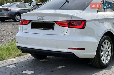 Седан Audi A3 2015 в 