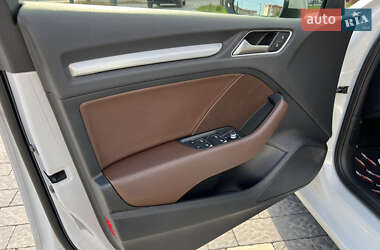 Седан Audi A3 2015 в 